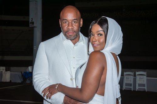 mobile - carousel-hero-element image-12