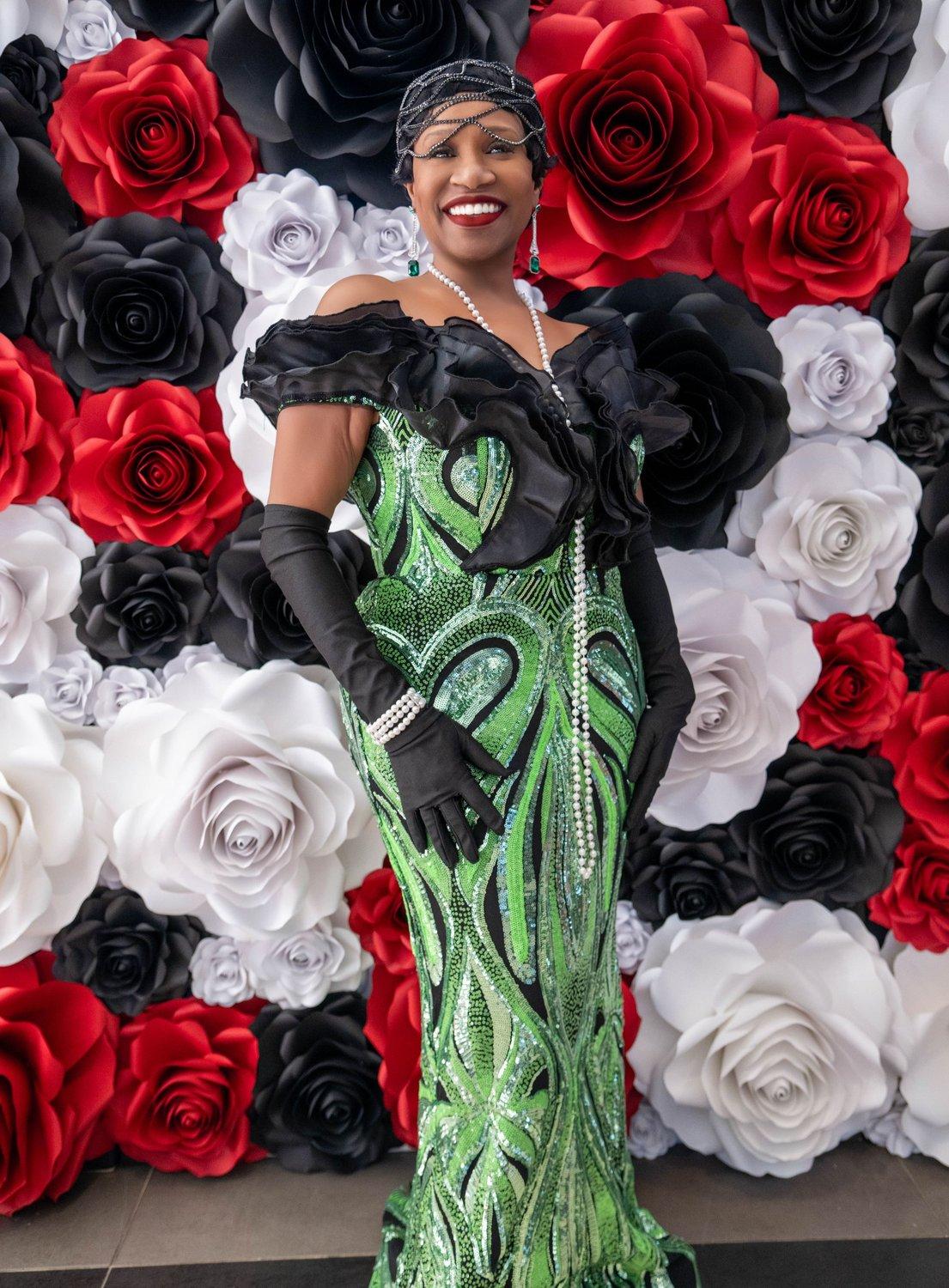 carousel-hero-element image-19