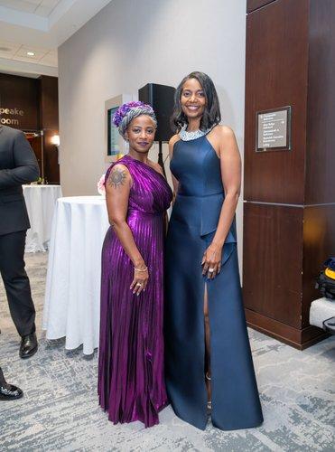 mobile - carousel-hero-element image-6