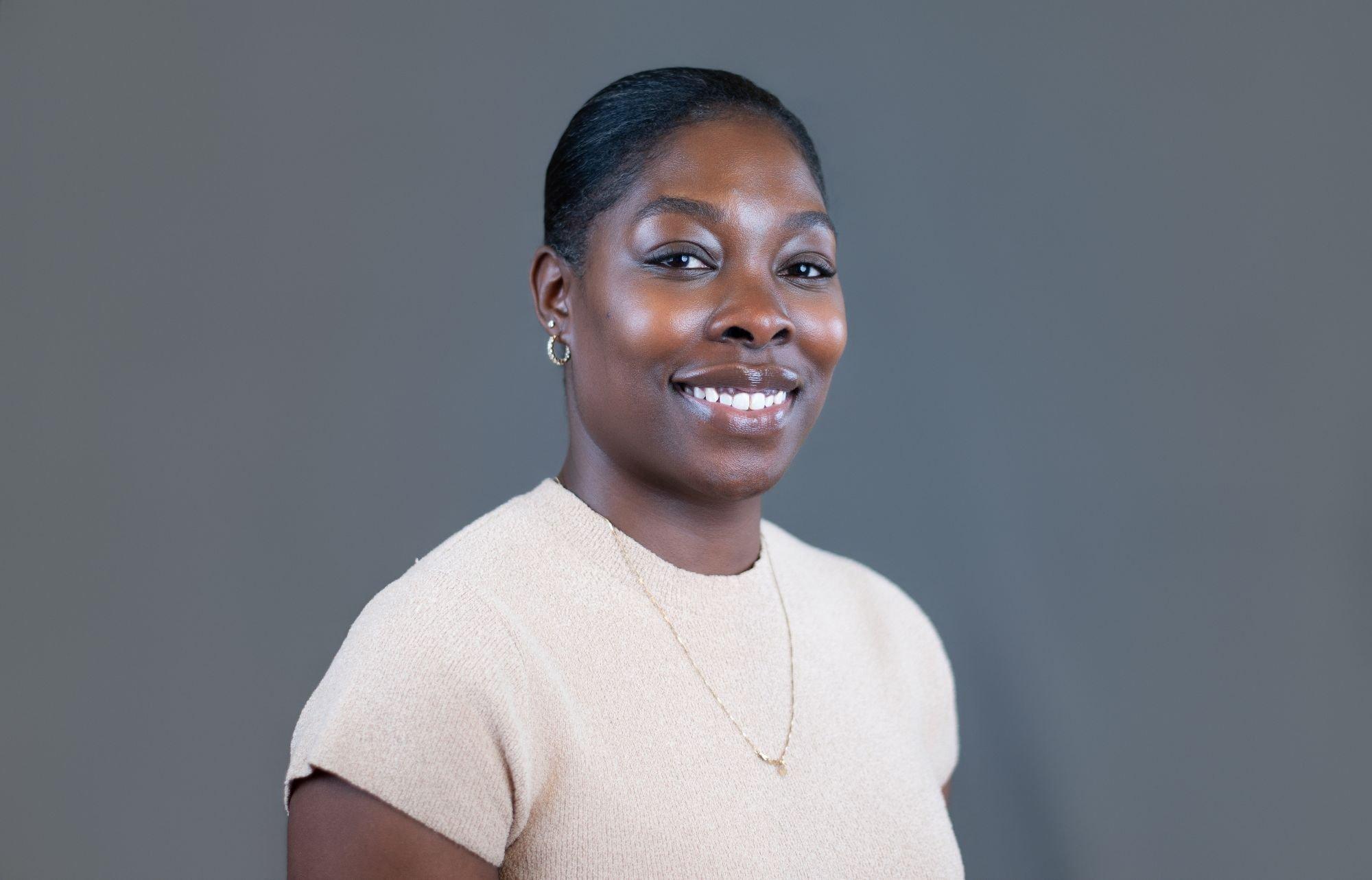 carousel-hero-element image-0