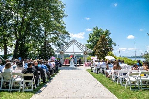 mobile - carousel-hero-element image-0