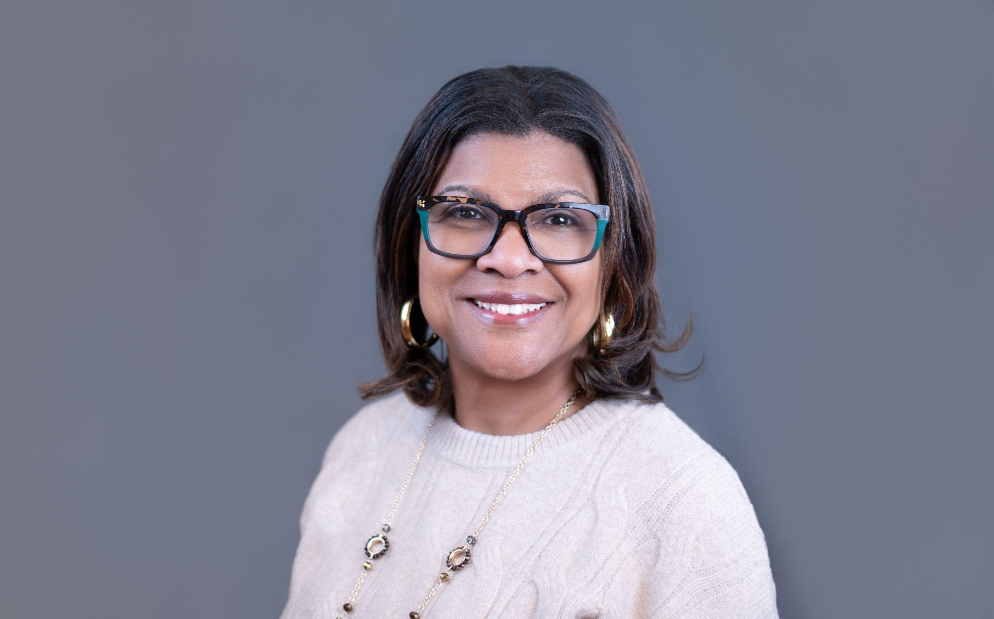 carousel-hero-element image-8