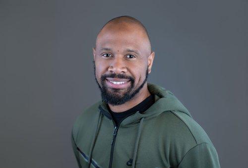 mobile - carousel-hero-element image-5