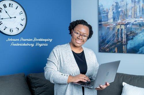 carousel-hero-element image-1